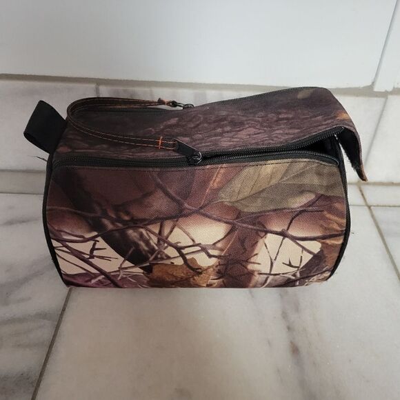 Camouflage Travel Toiletry Zippered Bag - Picture 1 of 9